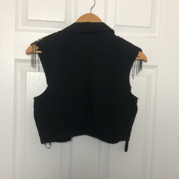 Papaya Cropped Vest - Picture 2 of 4